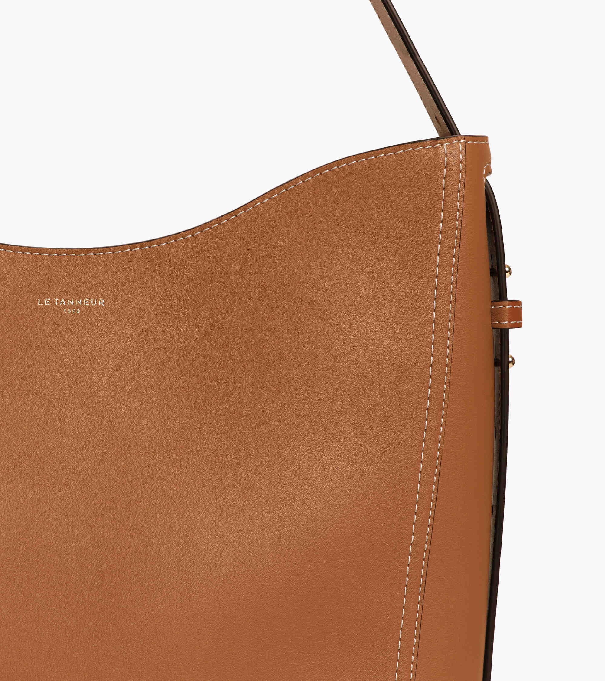 Céleste medium hobo bag in smooth leather - Image 3