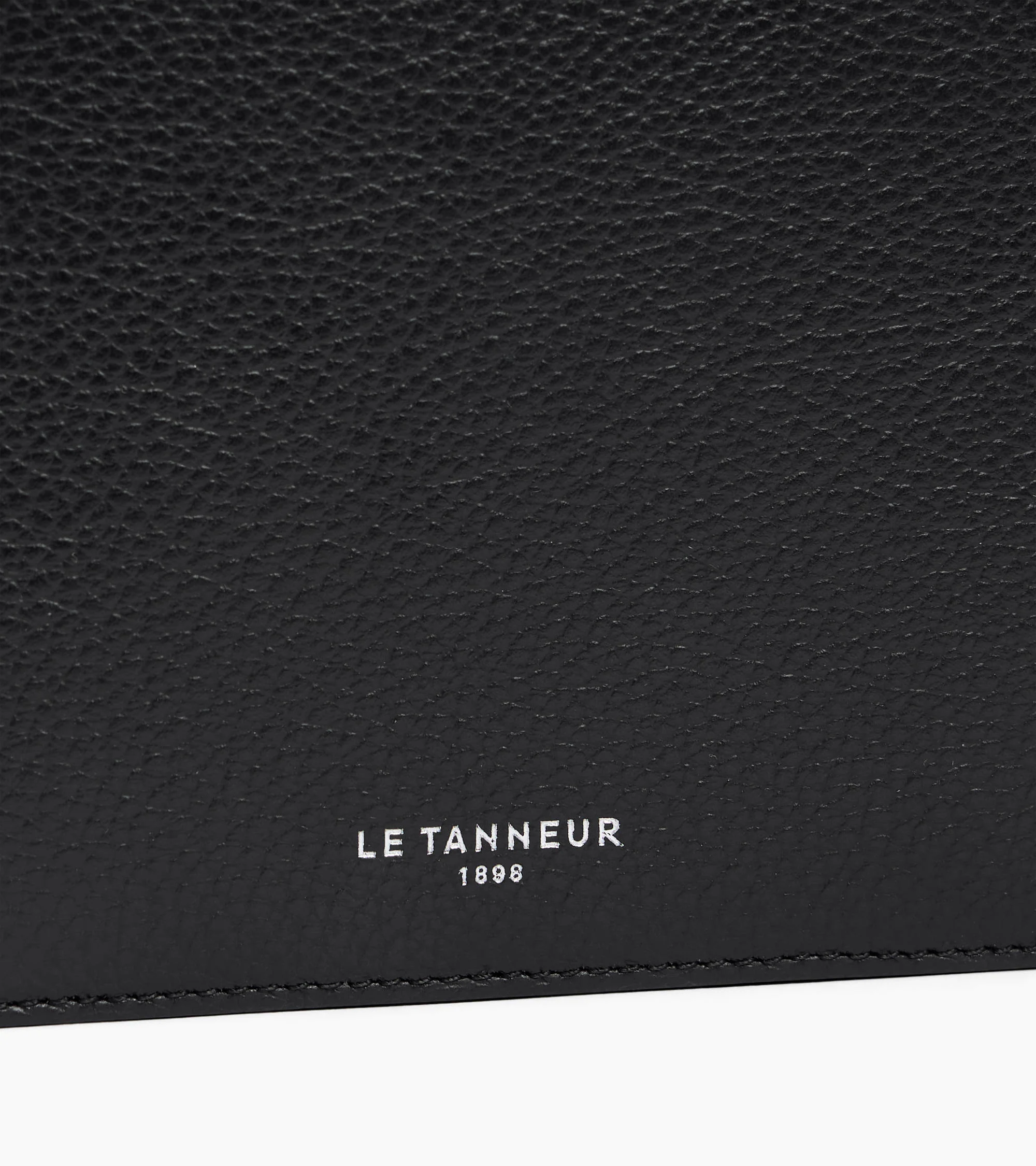Emile horizontal zipped wallet in grained leather - Image 2