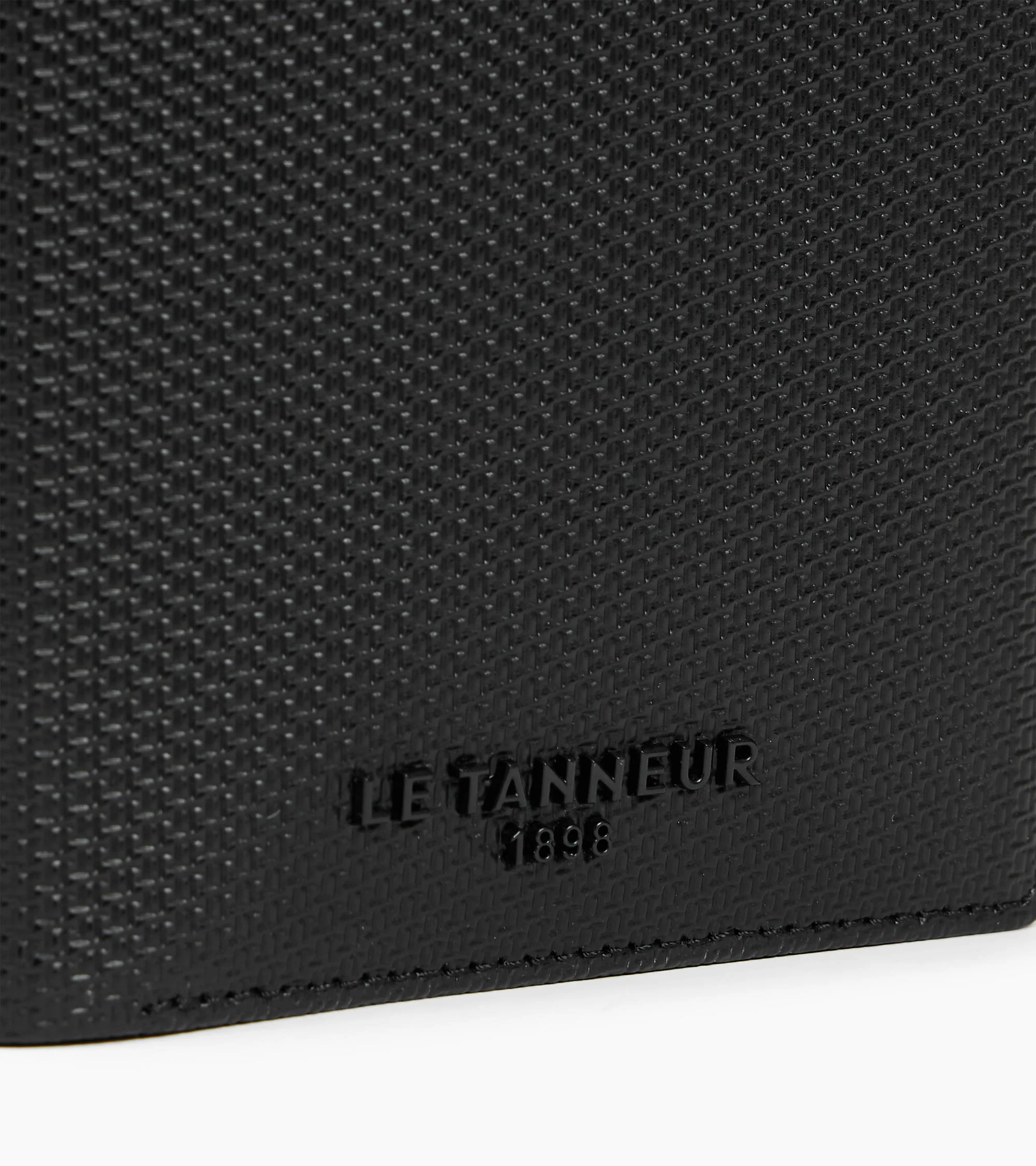 Emile vertical wallet in signature T leather - Image 2