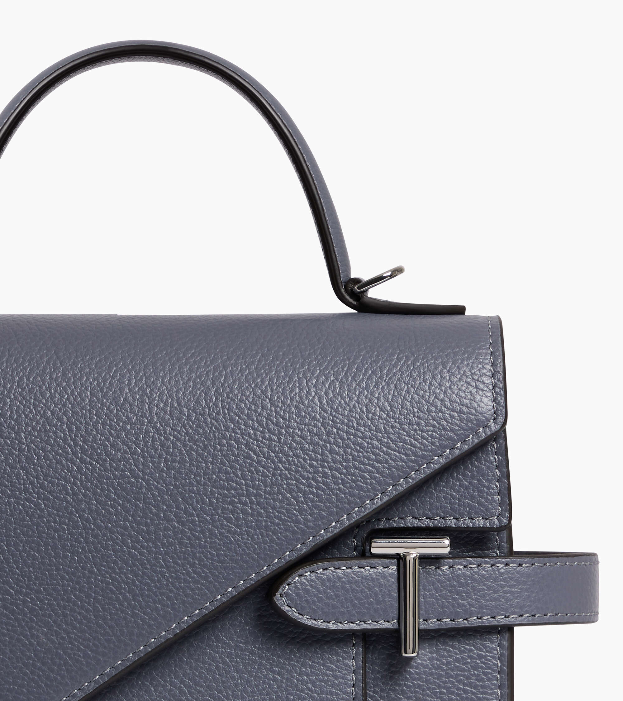Emilie medium handbag with double flap in grained leather - Image 3