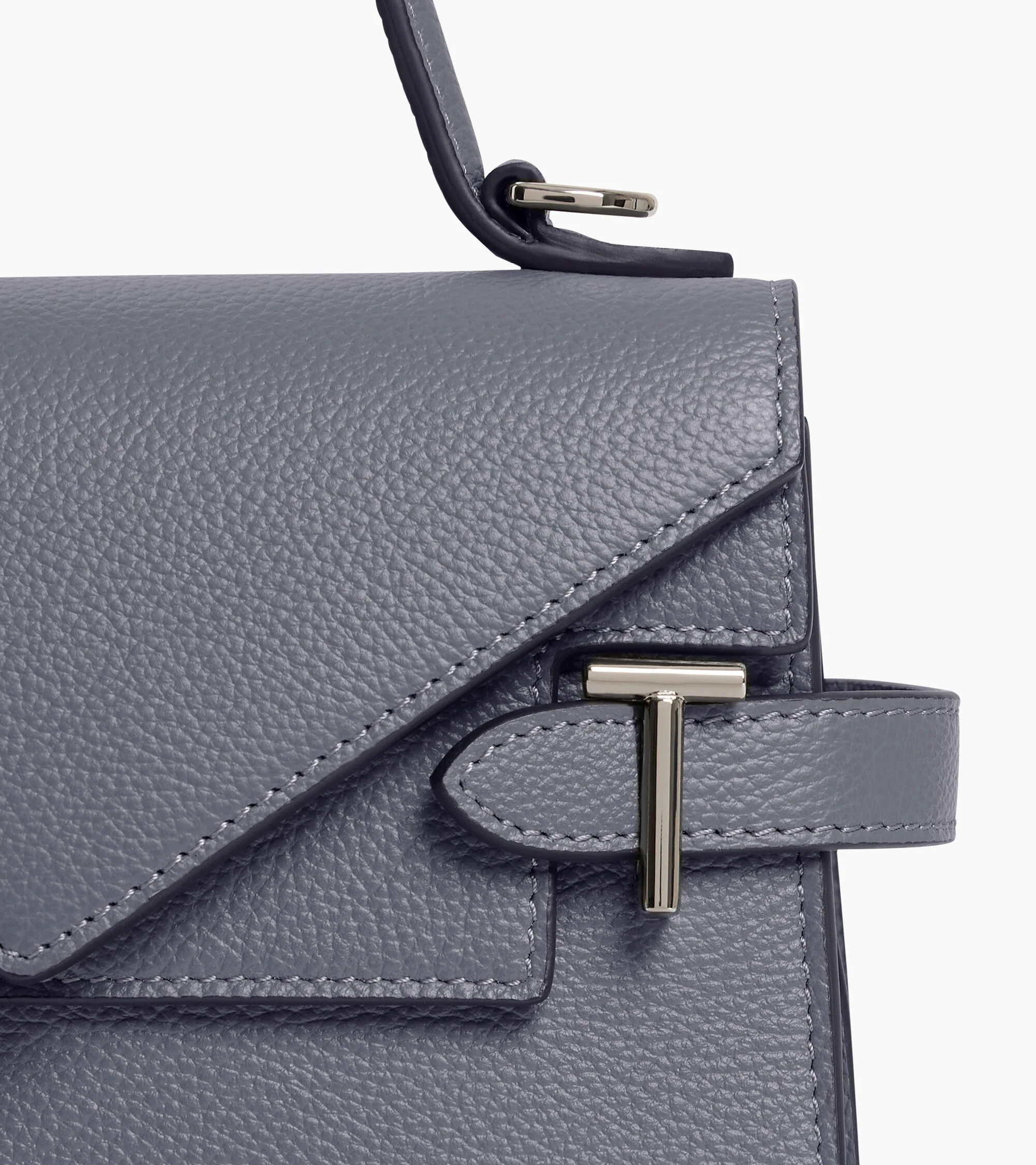 Emilie small handbag with double flap in grained leather - Image 3