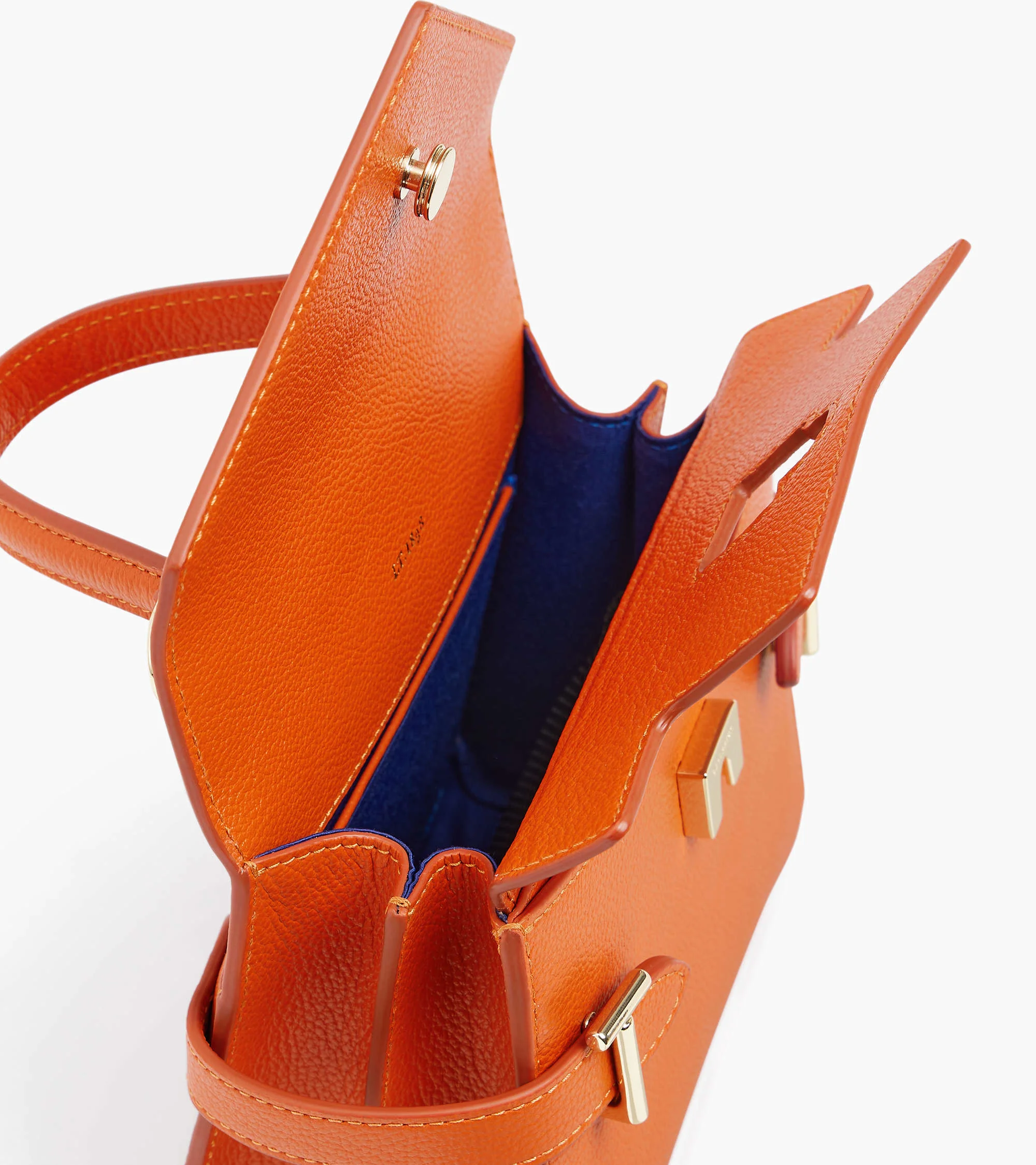 Emilie small handbag with double flap in grained leather - Image 6
