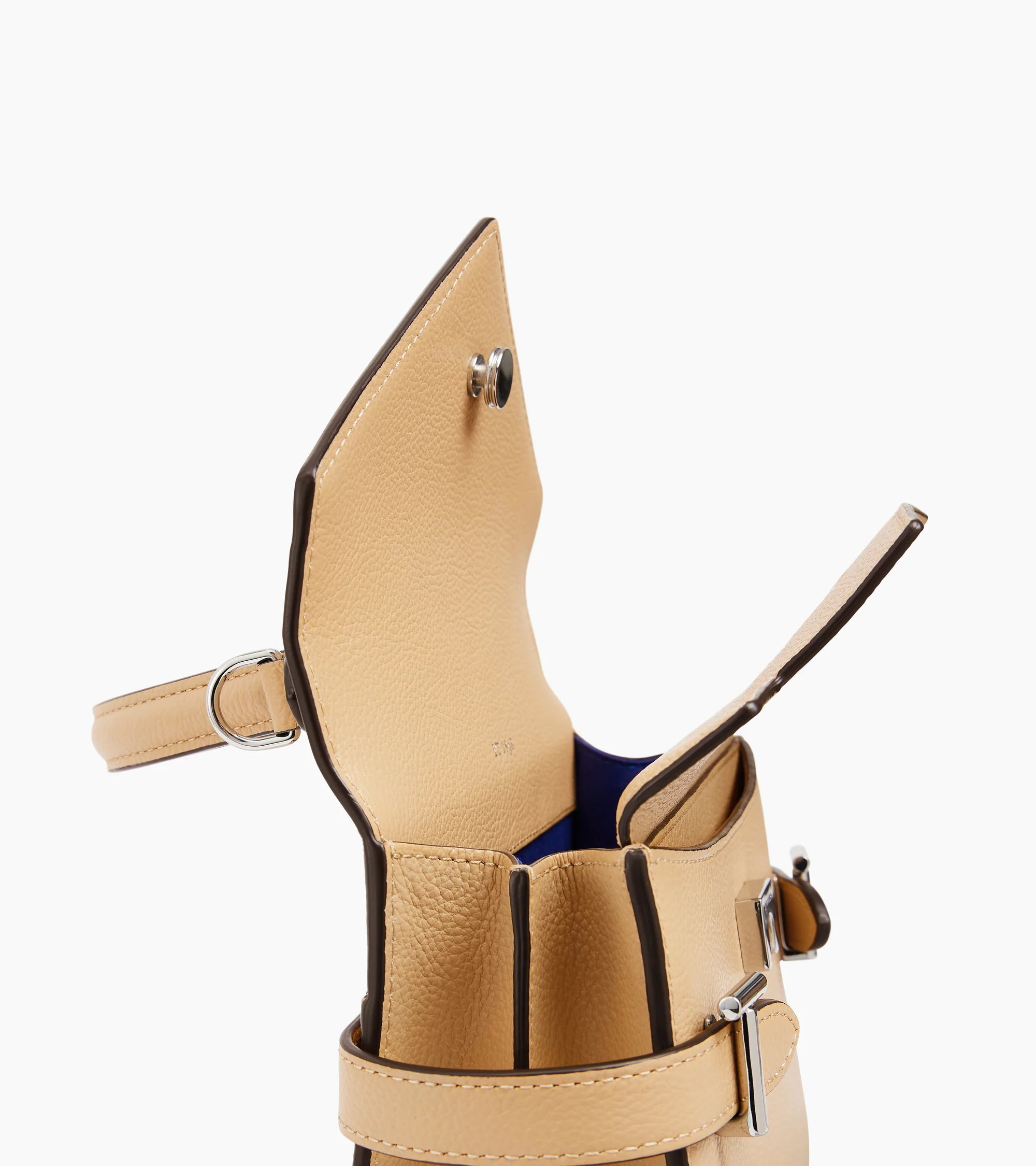 Emilie small handbag with double flap in grained leather - Image 7