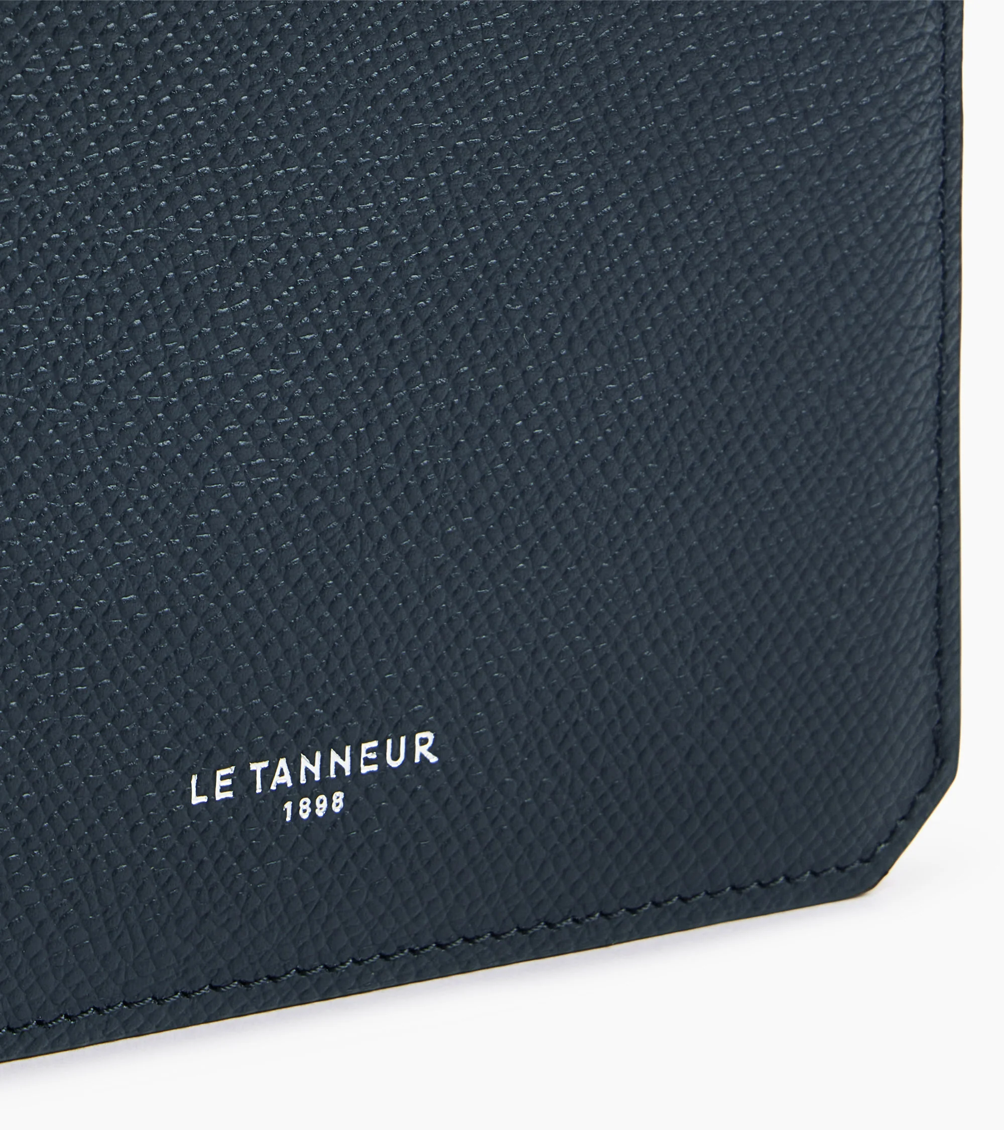 Gaston horizontal wallet 2 flaps in cross grain leather - Image 6