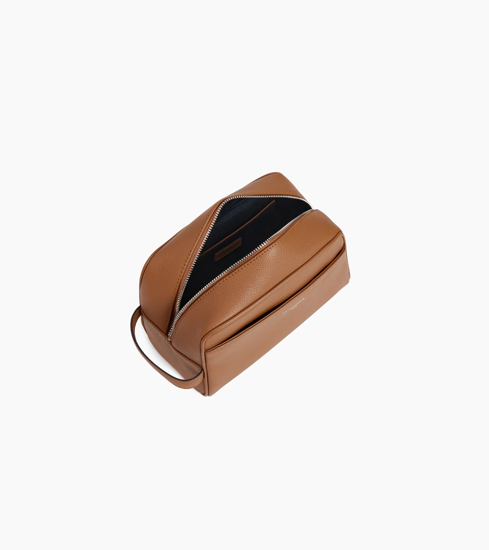 Toiletry bag in grained leather - Image 3