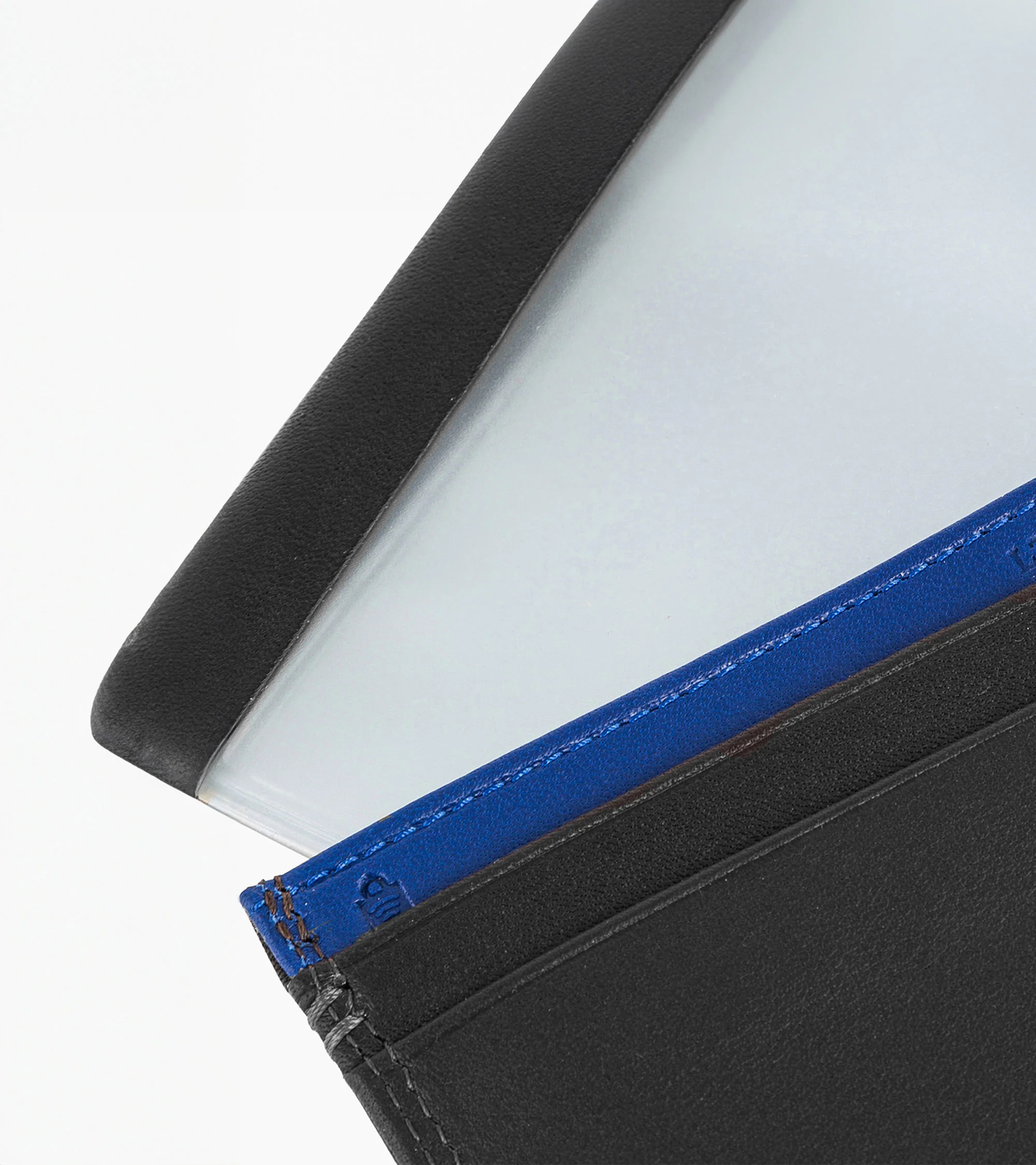 Martin car documents holder in smooth leather - Image 3
