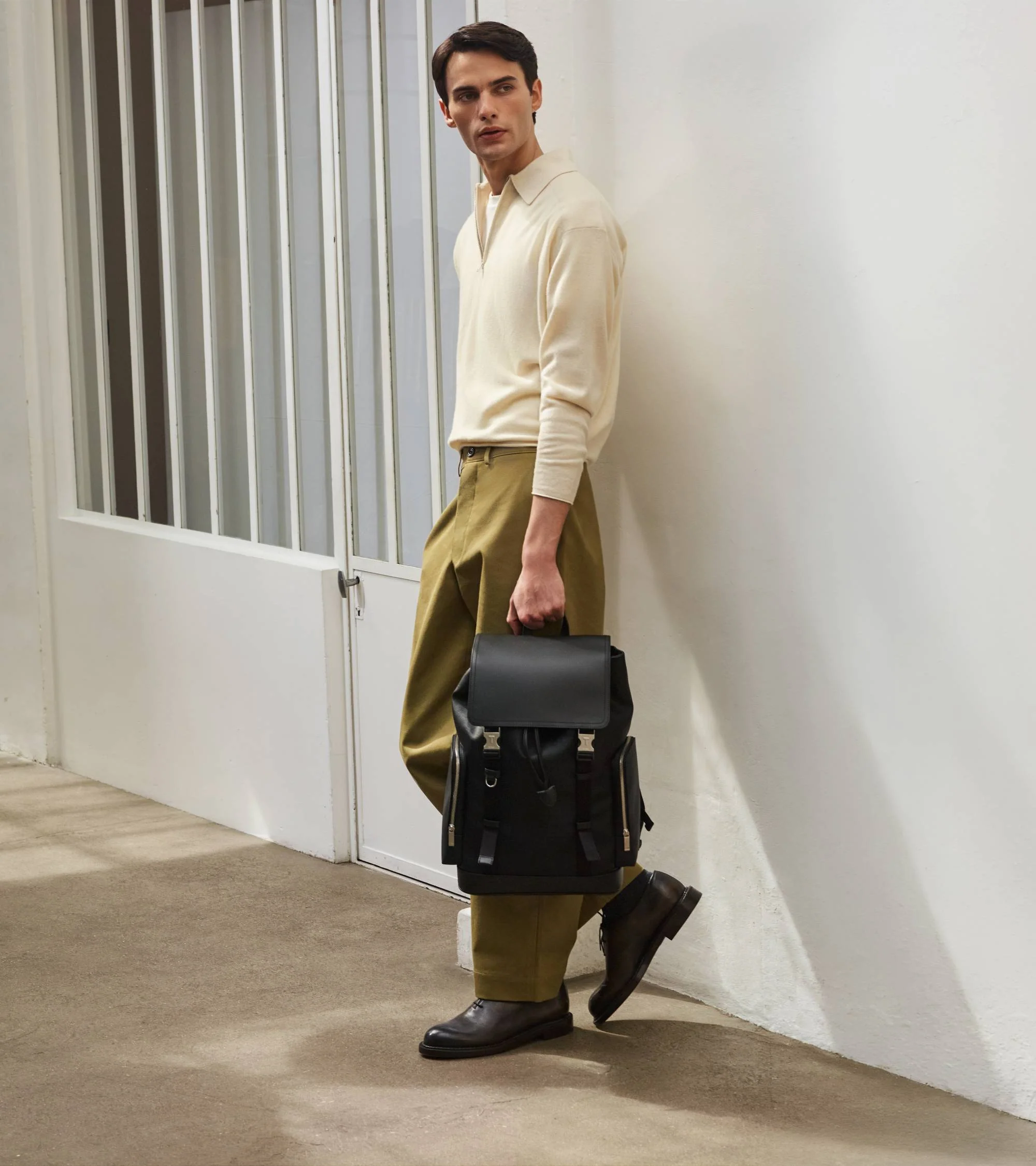 Maurice backpack with flap closure in coated canvas - Image 6