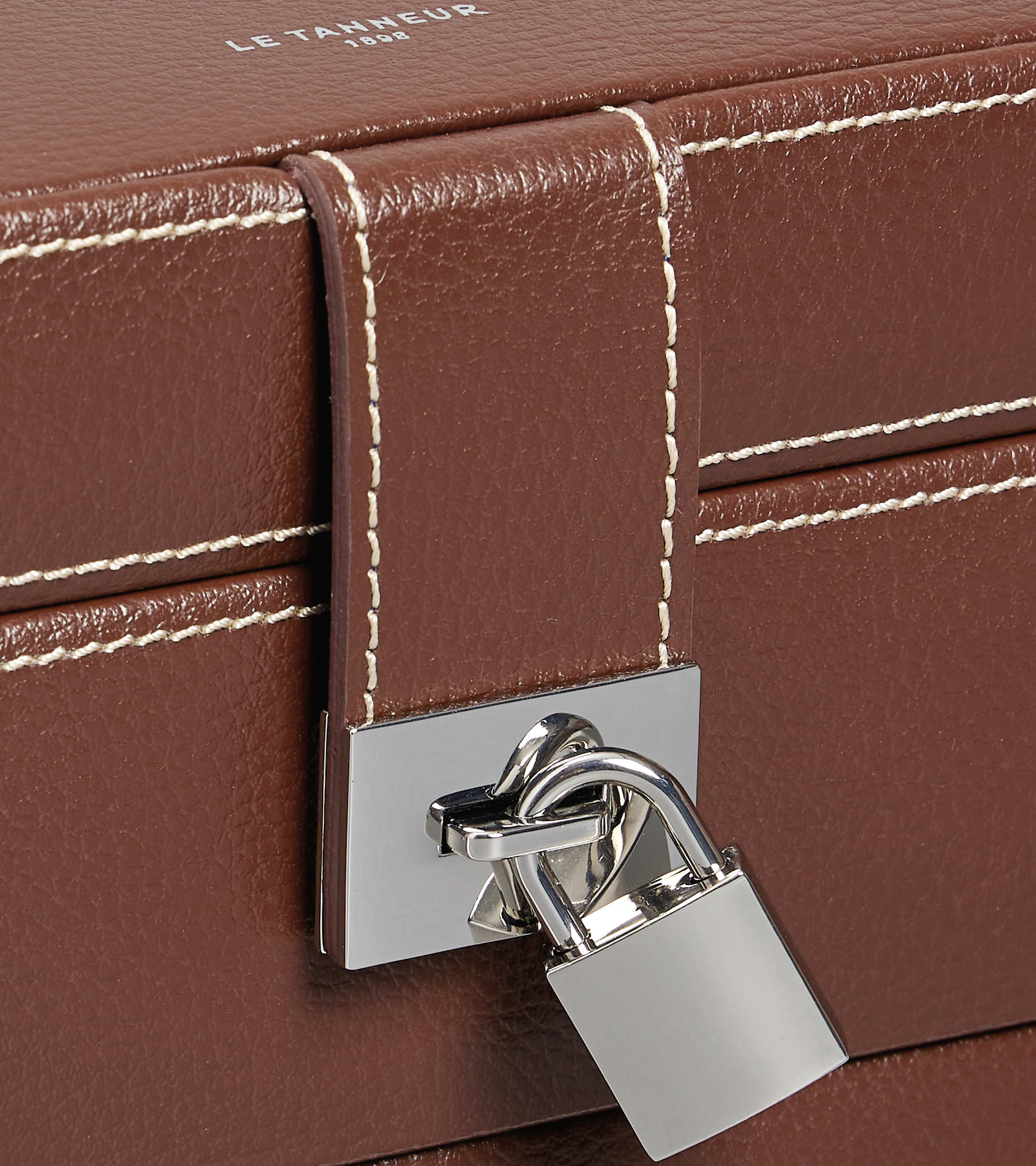 Medium automatic opening jewelry box in leather - Image 3